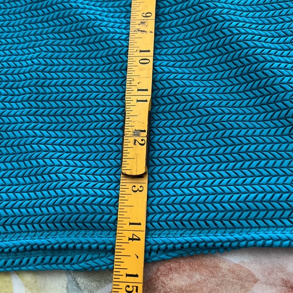 BCBGenerationTextured Pull On Mini Skirt - Picture 4 of 9